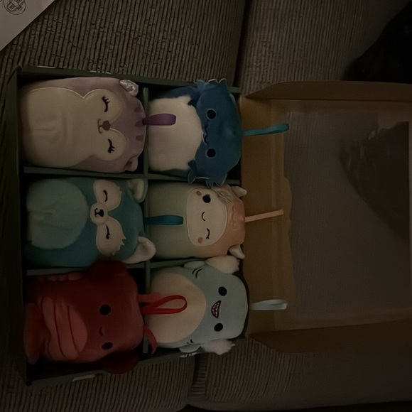 Squish-mallow christmas tree ornaments - Picture 2 of 2